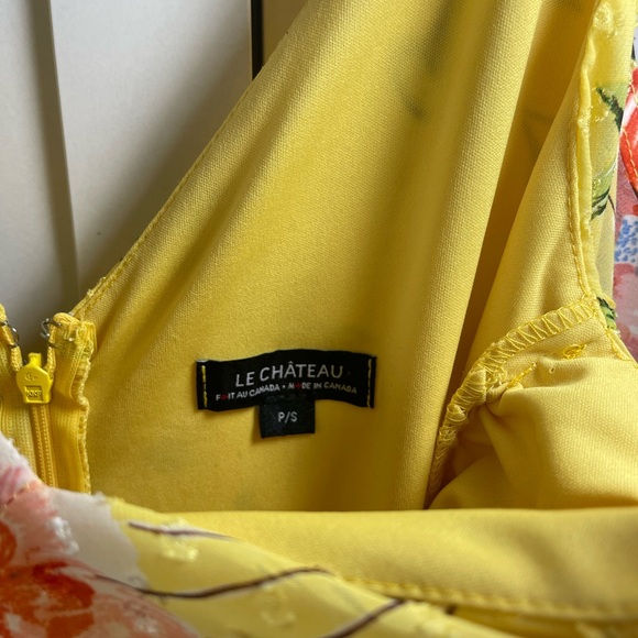 Le Chateau Yellow Off Shoulder Dress - Picture 2 of 6